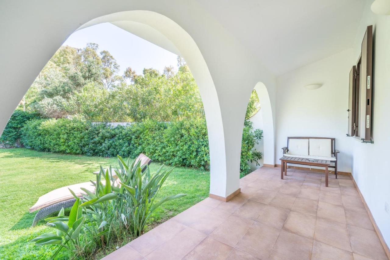 Villa Acquario Elegance - 200 Mt Dalla Spiaggia トッレ・デッレ・ステッレ エクステリア 写真