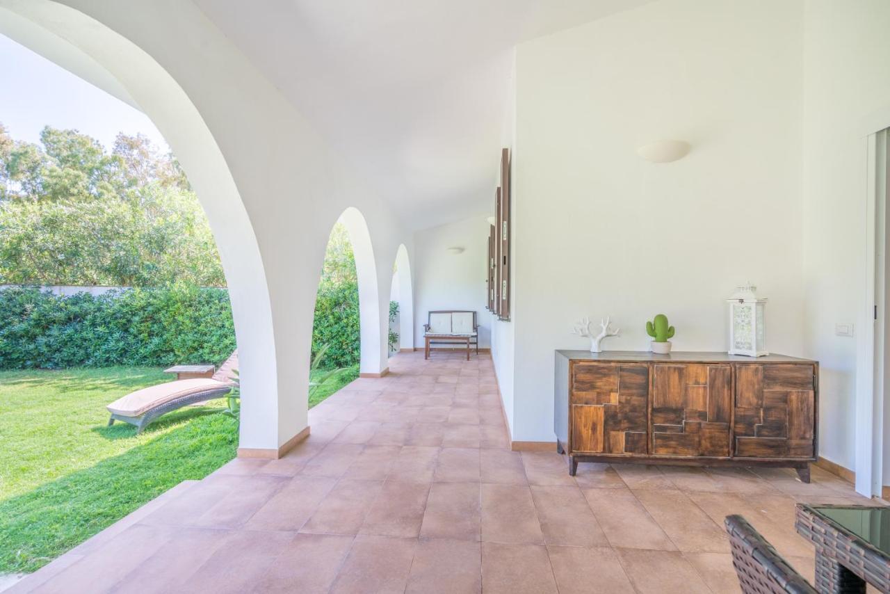 Villa Acquario Elegance - 200 Mt Dalla Spiaggia トッレ・デッレ・ステッレ エクステリア 写真